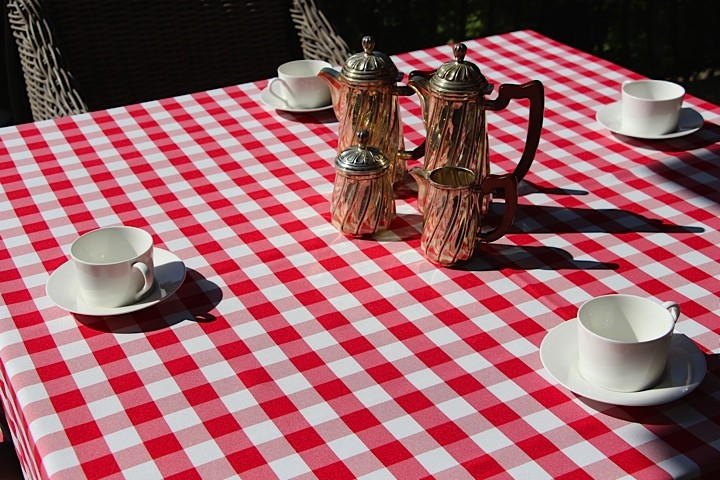 45" x 45" Square Checkered Tablecloth 